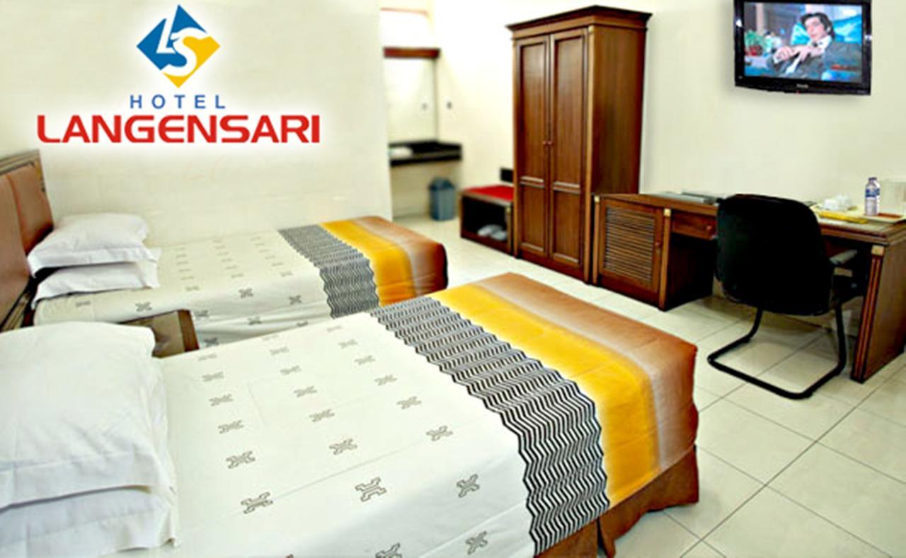 Langensari Hotel Cirebon Buitenkant foto